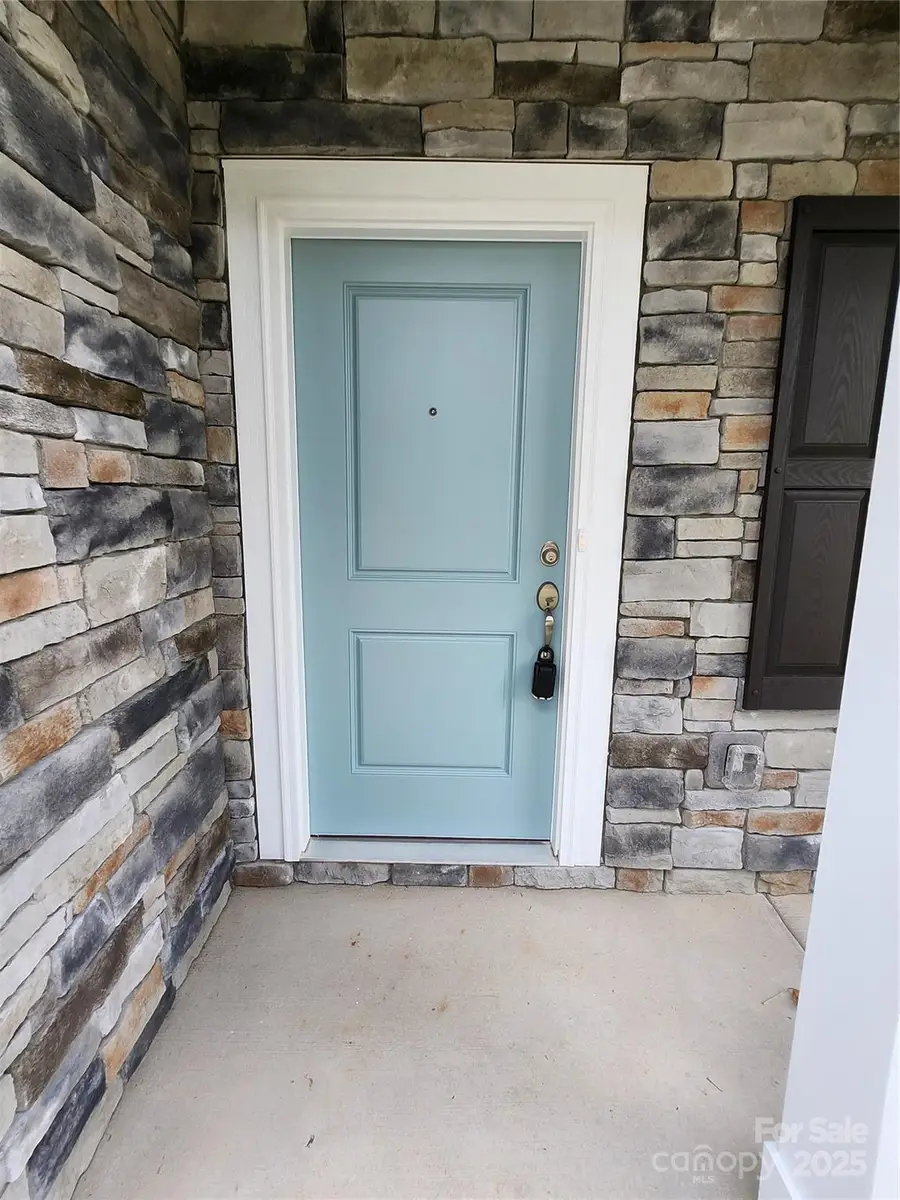 2032 Mandarin Boulevard, Charlotte, NC 28205 - Image #2