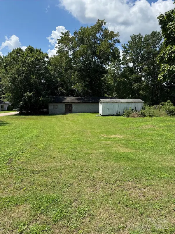 818 Skyland Street, Kannapolis, NC 28124