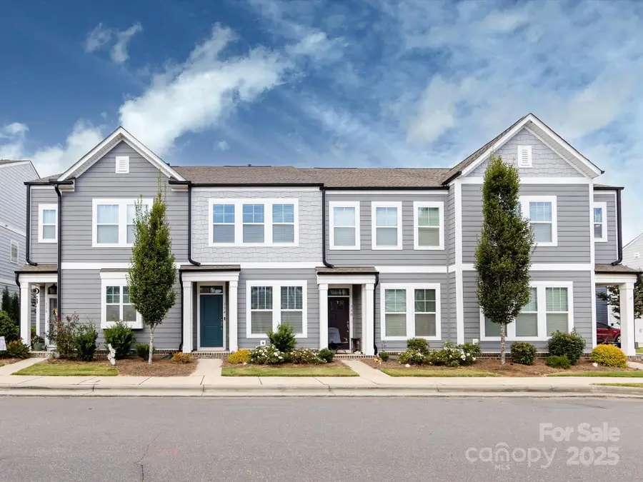 334 Ladybird Lane, Pineville, NC 28134 - Image #2