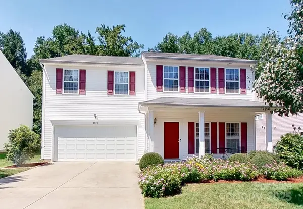3926 Cameron Creek Drive, Matthews, NC 28105