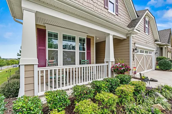 8218 Festival Way, Charlotte, NC 28215