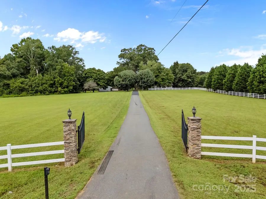 8900 Old Concord Road, Salisbury, NC 28146 - Image #2