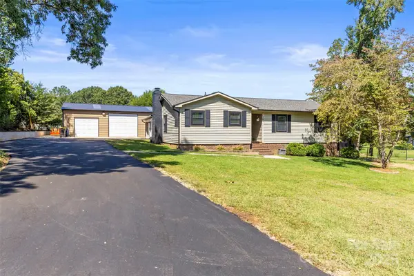 143 Rollingwood Drive, Stanley, NC 28164