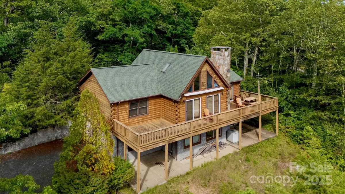 807 Pine Tree Road, Spruce Pine, NC 28777 - Image #1