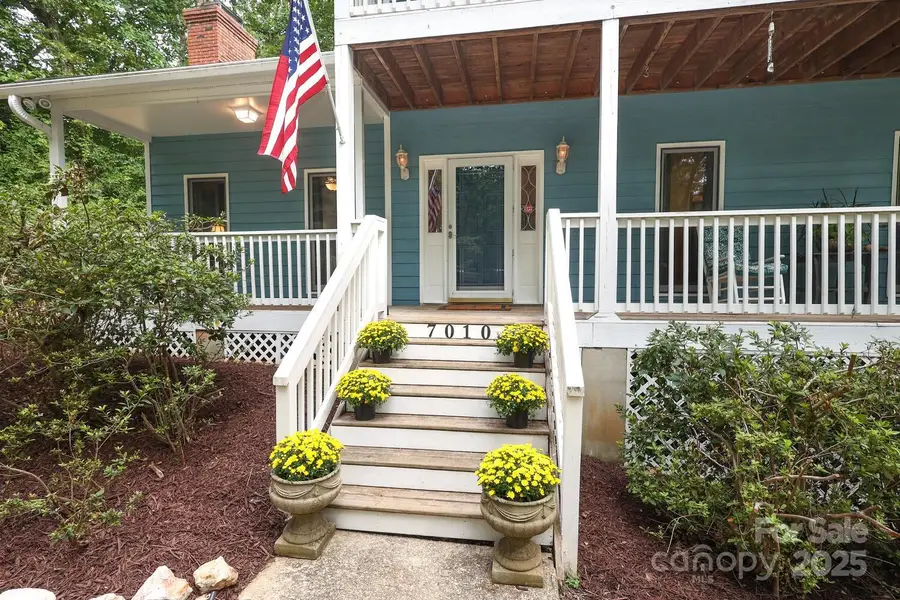 7010 Rock Island Road, Charlotte, NC 28278 - Image #2