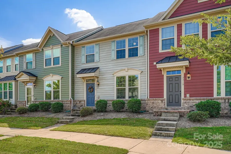 3315 Major Samuals Way, Charlotte, NC 28208 - Image #2