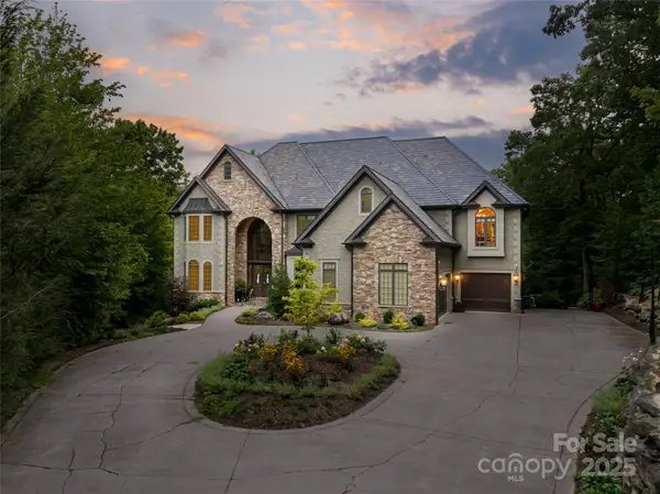 413 Barrington Drive, Asheville, NC 28803