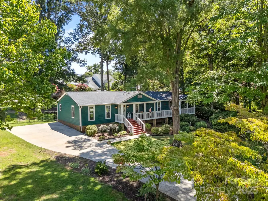 21300 Sandy Cove Road, Cornelius, NC 28031 - Image #2