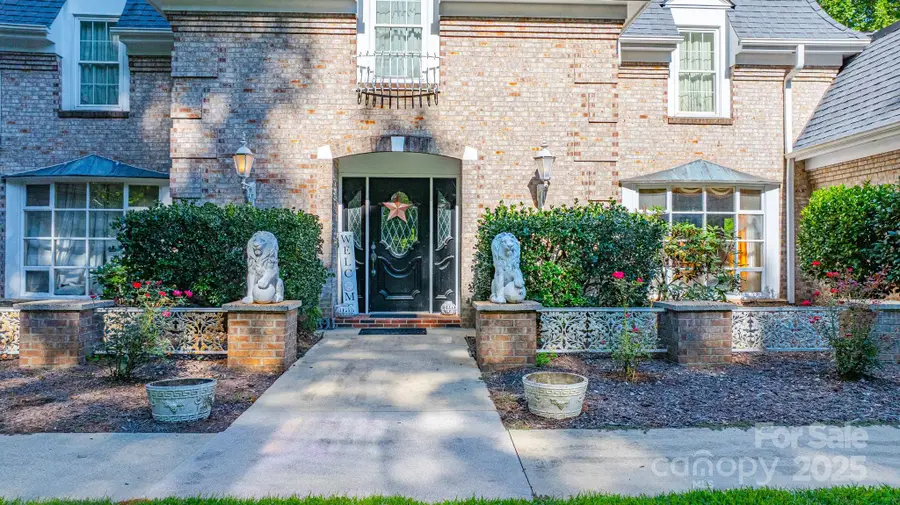 390 Forest Heights Drive, Marion, NC 28752 - Image #2