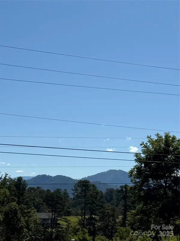 21 Eller Ford Road, Weaverville, NC 28787