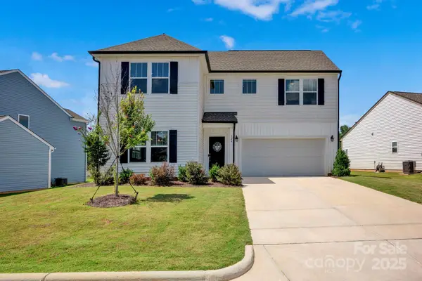 126 Dyssa Loop, Statesville, NC 28625