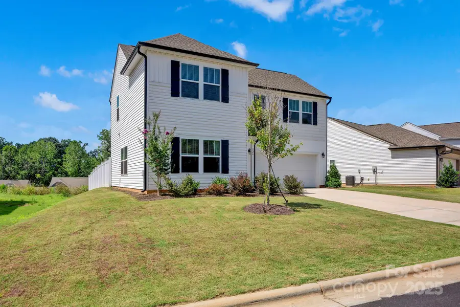 126 Dyssa Loop, Statesville, NC 28625 - Image #2