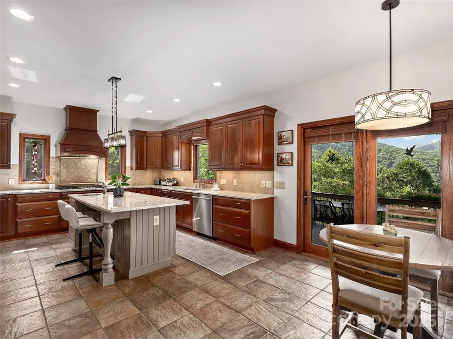 37 Enclave Drive, Waynesville, NC 28786 - Image #2