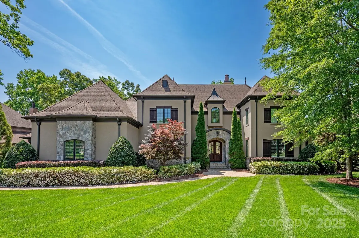 8021 Skye Lochs Drive, Waxhaw, NC 28173 - Image #1