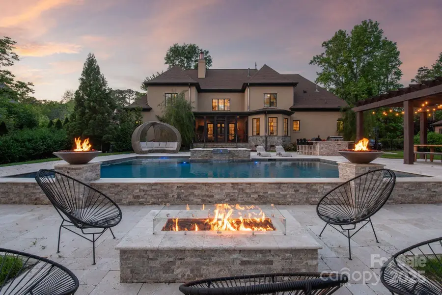 8021 Skye Lochs Drive, Waxhaw, NC 28173 - Image #2