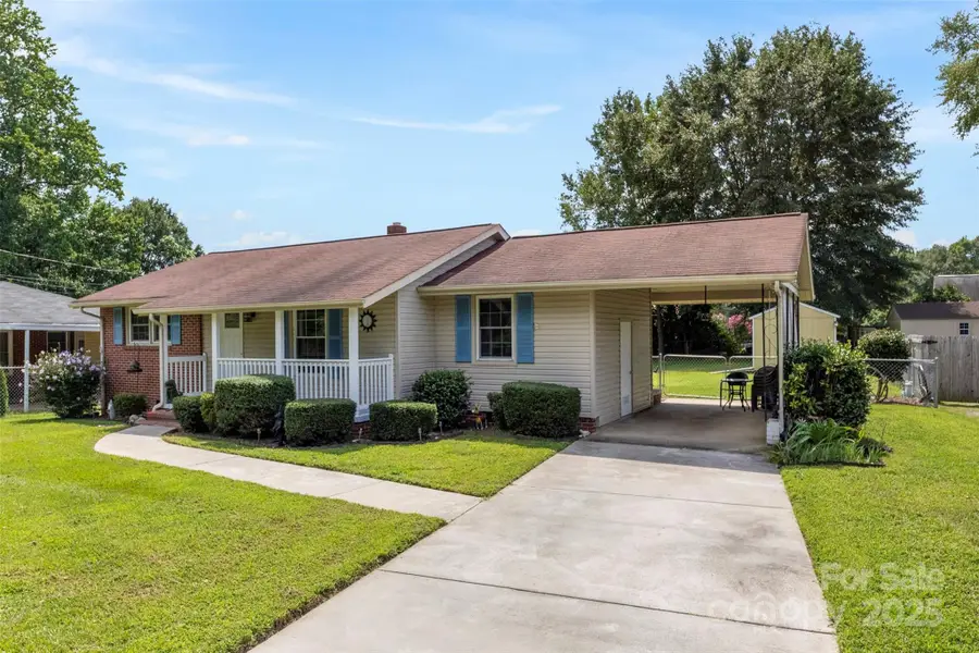 2211 Parkdale Avenue, Gastonia, NC 28052 - Image #2