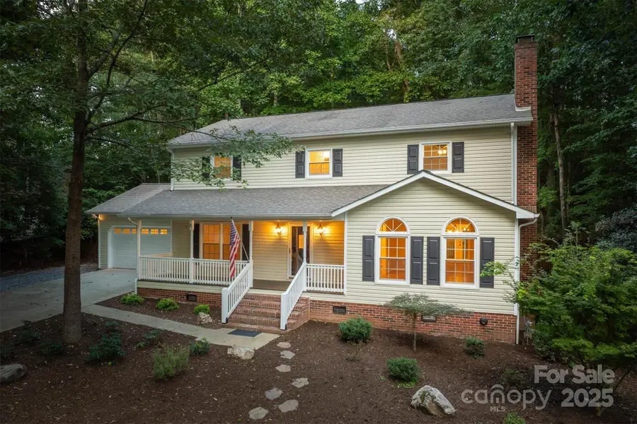 1026 Wellington Court, Lenoir, NC 28645 - Image #2