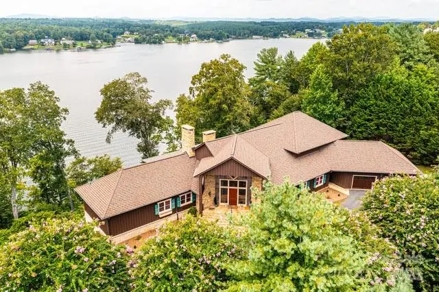 833 36th Avenue Place Nw, Hickory, NC 28601 - #1