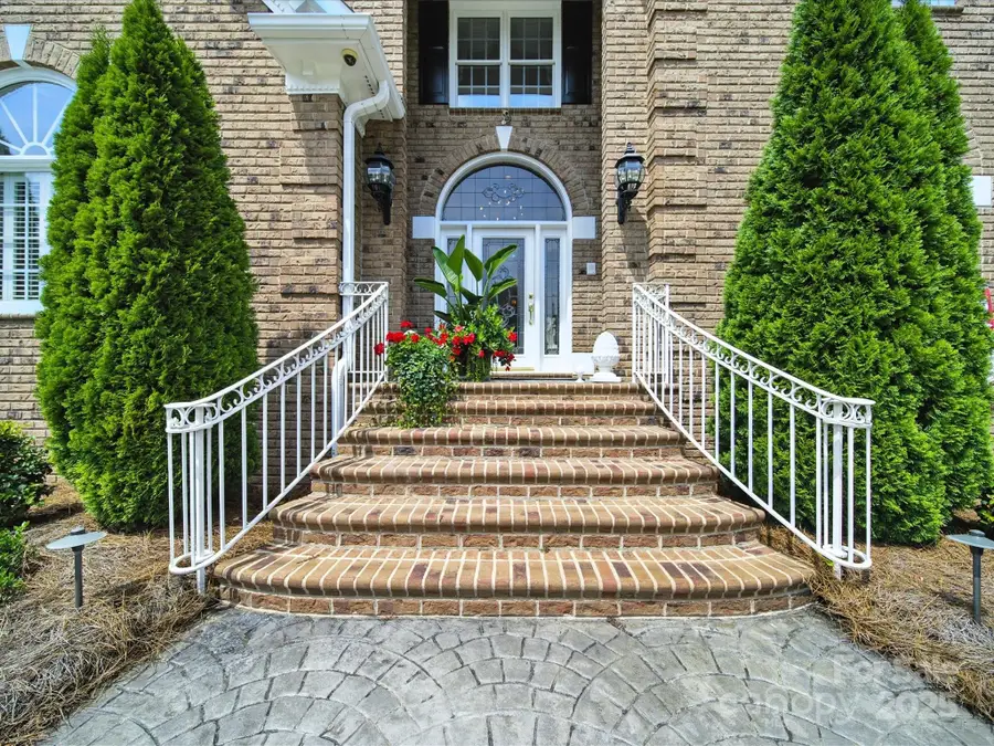 1246 Greenside Drive Nw, Concord, NC 28027 - Image #2