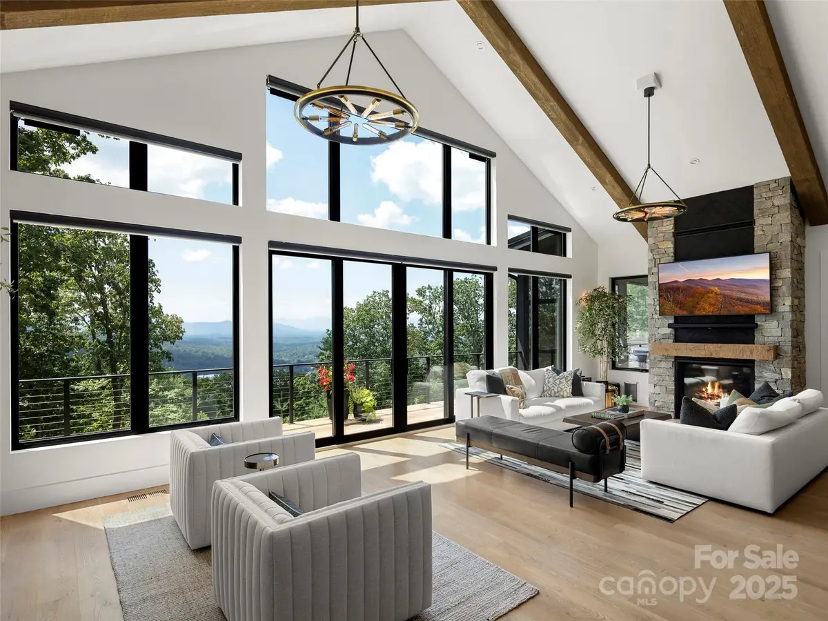 40 Giffords Lane, Asheville, NC 28803 - Image #1