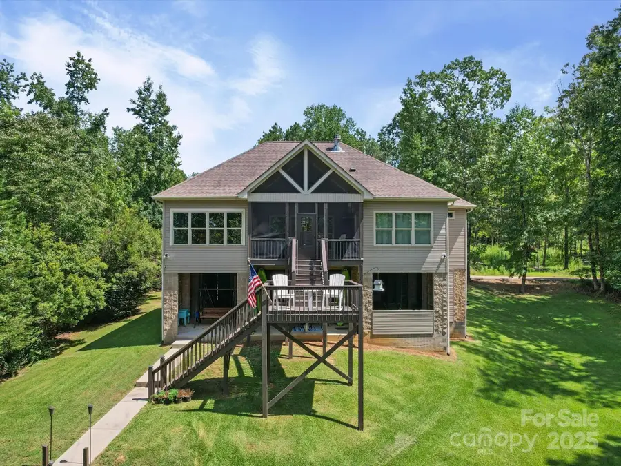 2051 Great North Road, Winnsboro, SC 29180 - #2