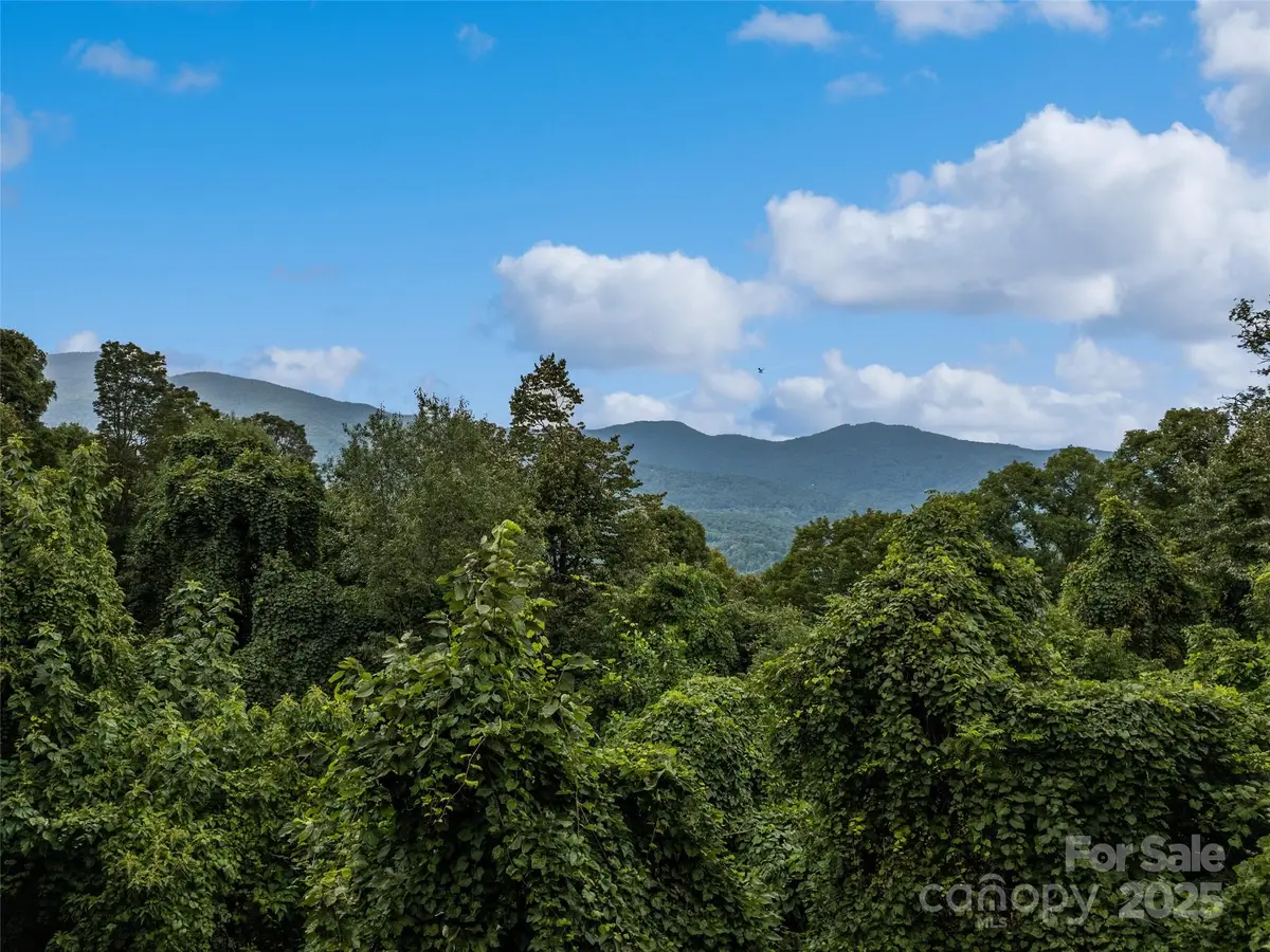 403 Malin Trail, Waynesville, NC 28786 - Image #1