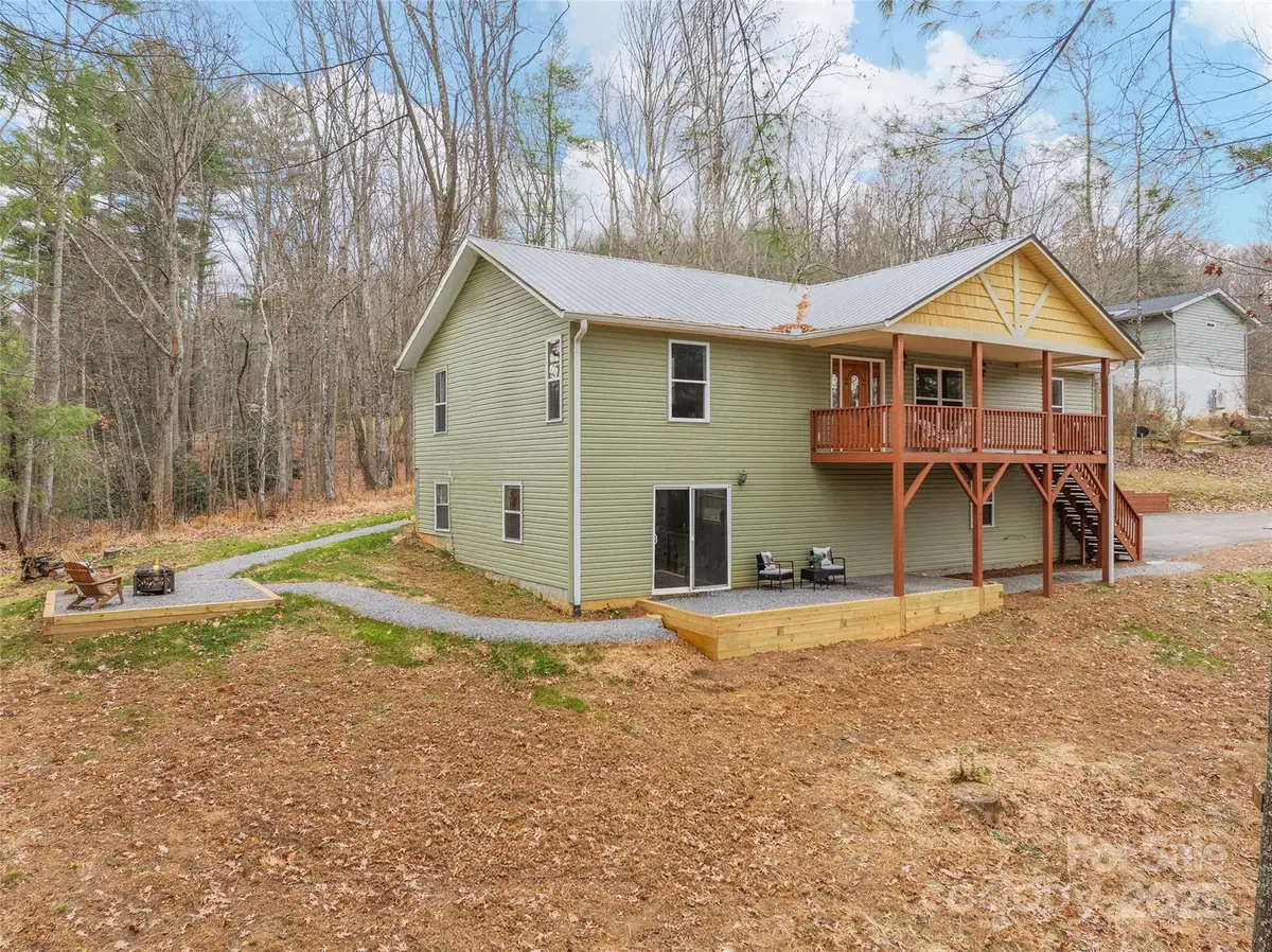 11 Tahchee Trail, Fletcher, NC 28732 - Image #1