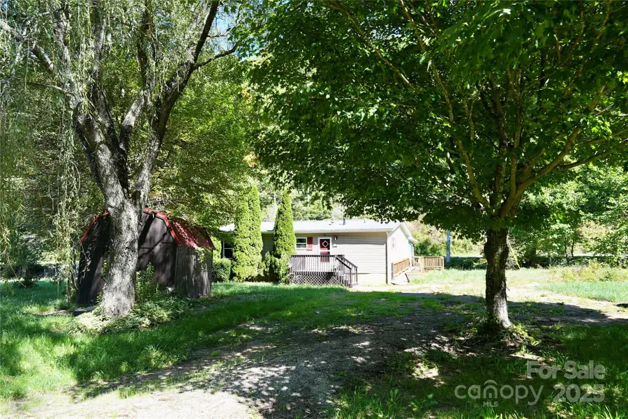 320 Pacer Trail, Canton, NC 28716 - Image #3