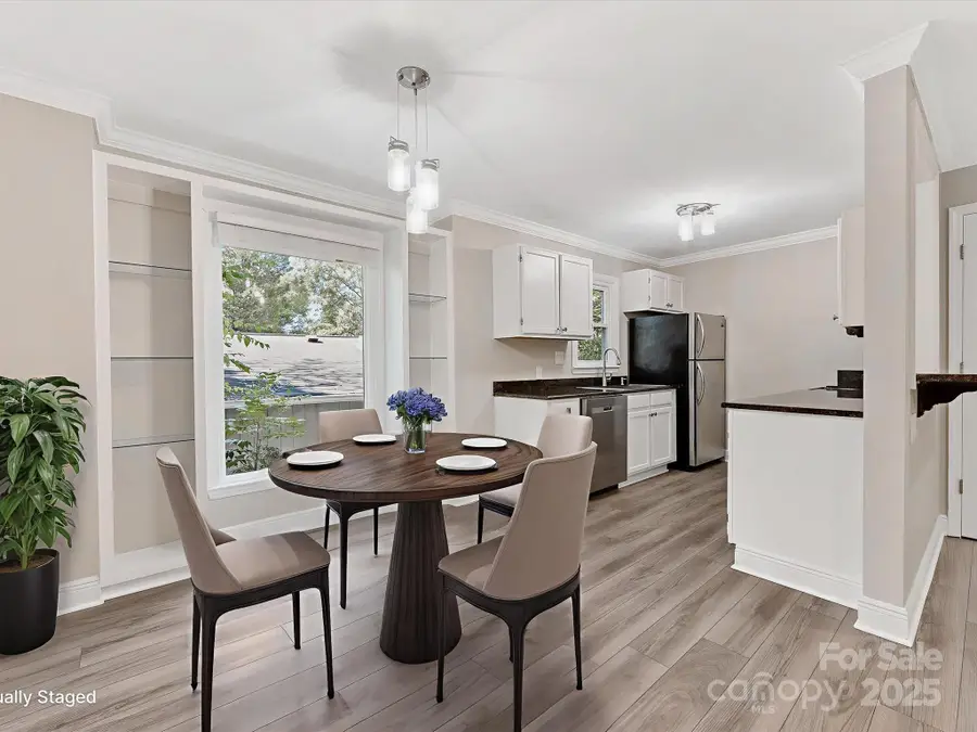 430 Queens Road #221, Charlotte, NC 28207 - #3