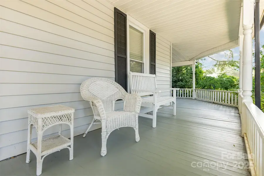 527 Alexander Street, Statesville, NC 28677 - Image #2
