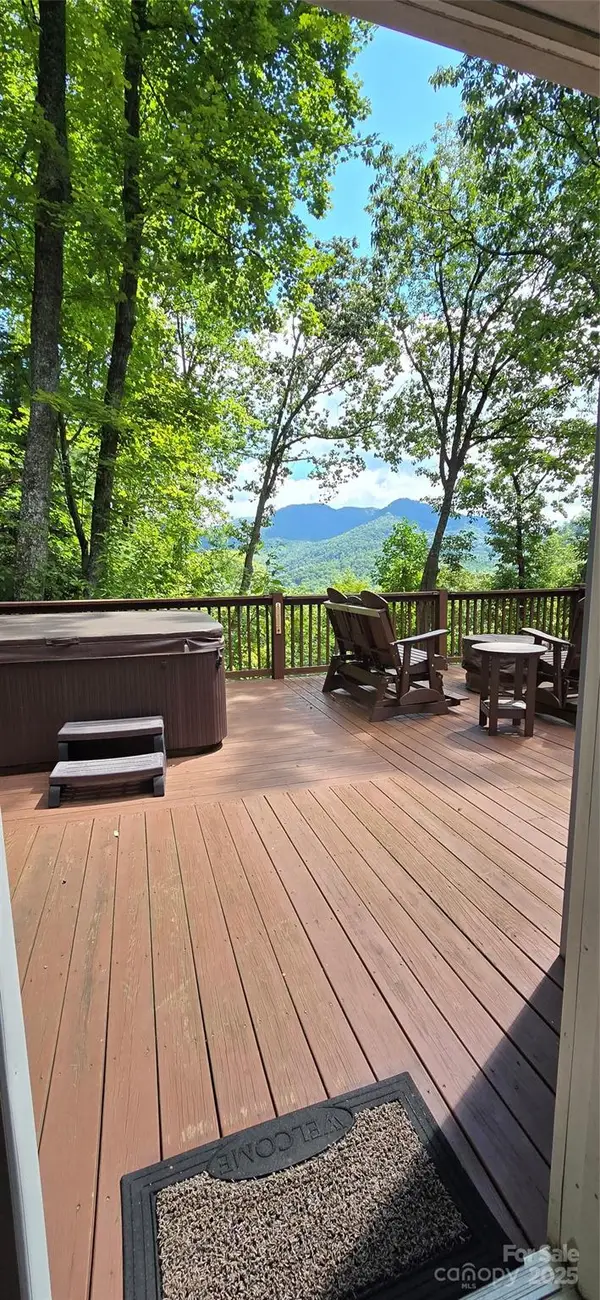 607 Rocky Top Trail, Barnardsville, NC 28709