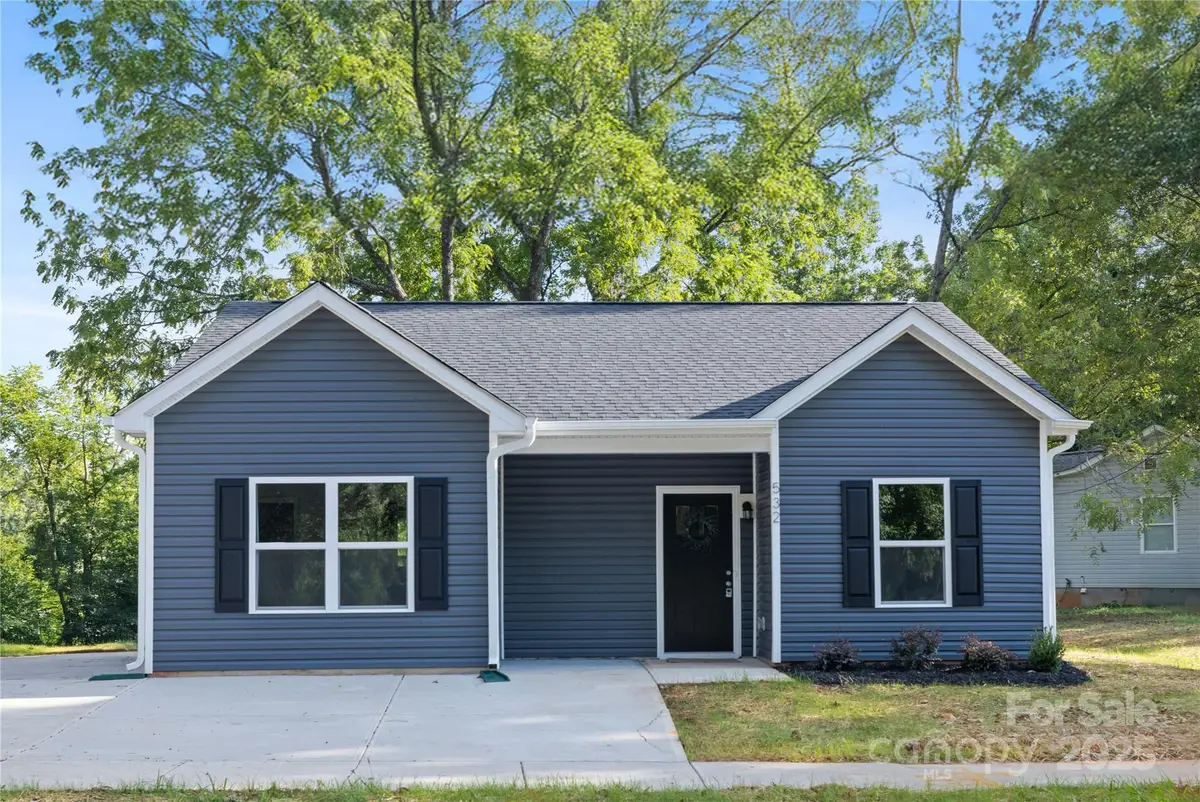 532 W Mclelland Avenue, Mooresville, NC 28115 - Image #1