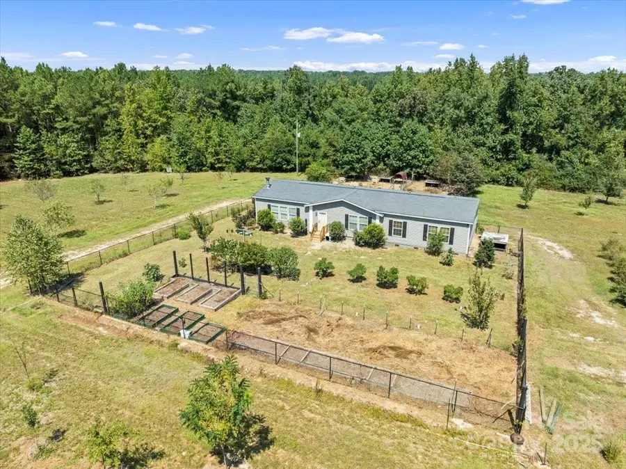 212 Johnson Park Road, Chesterfield, SC 29709 - Image #2