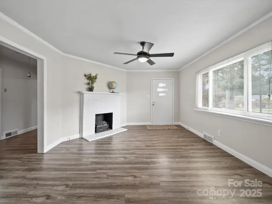 4315 Denver Avenue, Charlotte, NC 28208 - Image #3