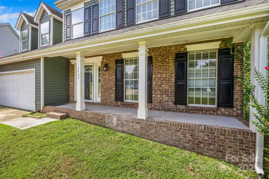 12662 Woodside Falls Road, Pineville, NC 28134 - Image #2