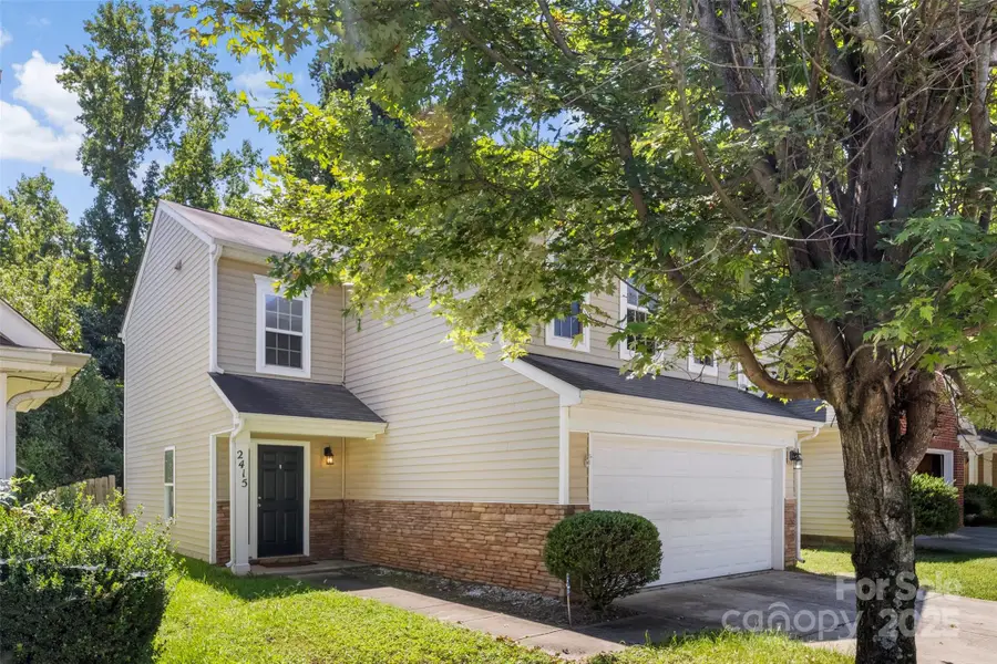 2415 Cairns Mill Court, Charlotte, NC 28269 - Image #3