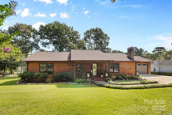 4920 Surfwood Drive, Sherrills Ford, NC 28673