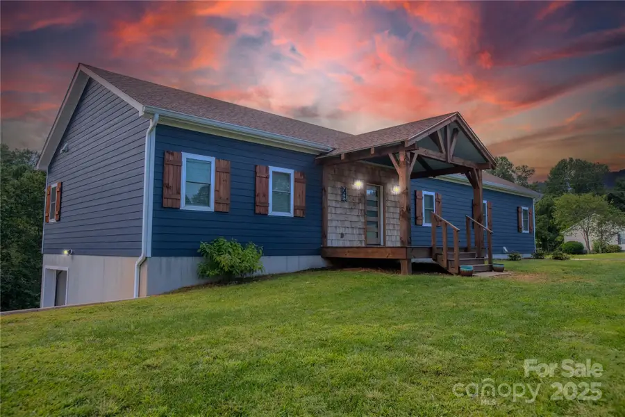 765 Dale Road, Spruce Pine, NC 28777 - Image #2