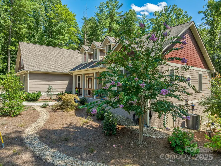 937 Monte Vista Road, Candler, NC 28715 - Image #2