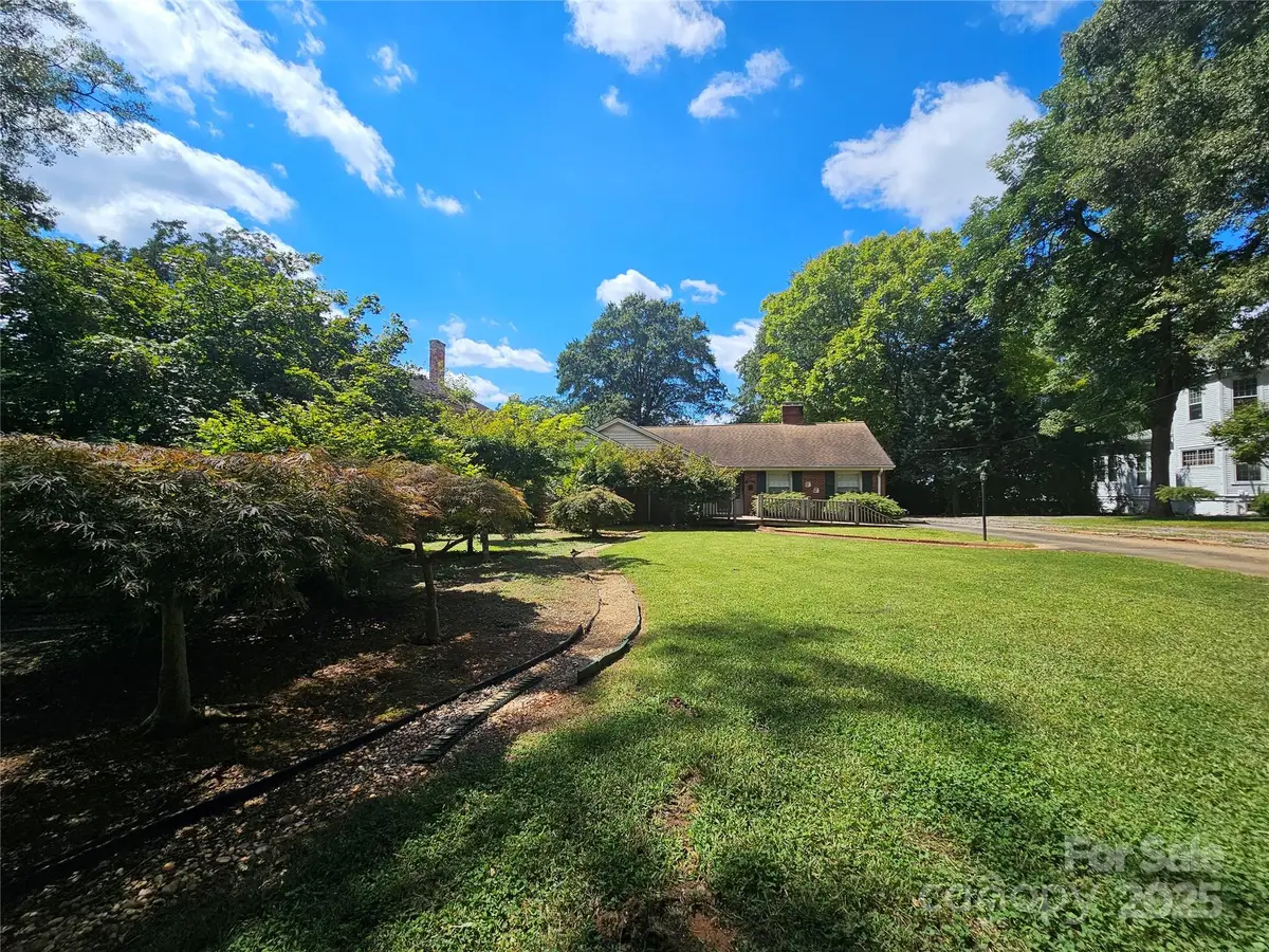 610 S Washington Street, Shelby, NC 28150 - Image #1