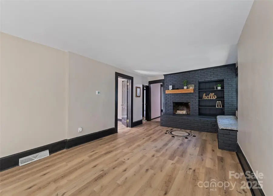 52 Boyd Avenue, Asheville, NC 28806 - Image #2