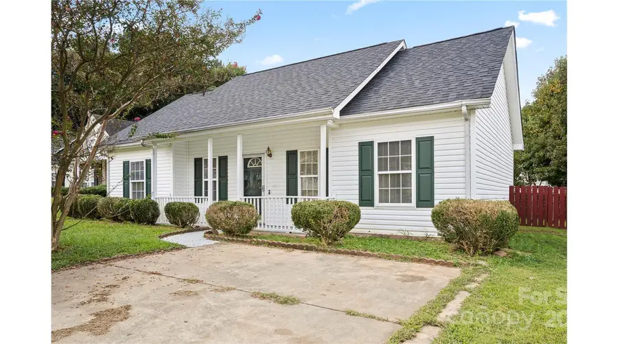 1917 Nigel Court, Charlotte, NC 28213 - Image #3