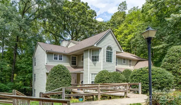 6501 Clavell Lane, Charlotte, NC 28210