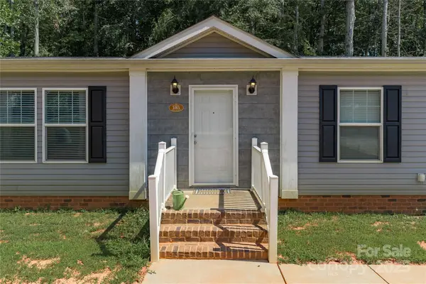 185 Crystal Bay Drive, Mooresville, NC 28115