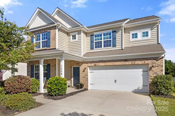 1008 Wainscott Drive, Waxhaw, NC 28173