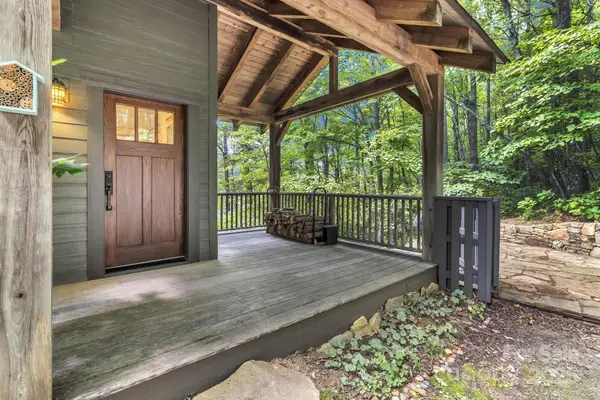 875 Creston Drive, Black Mountain, NC 28711