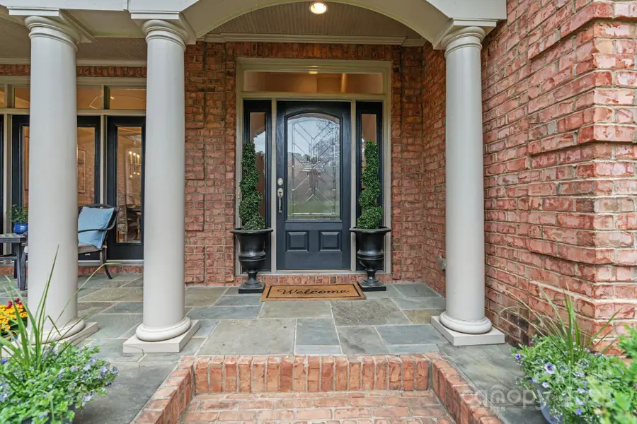 8915 Linden Grove Court, Sherrills Ford, NC 28673 - Image #3