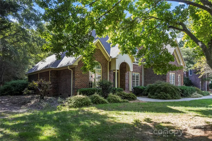 1252 Giverny Court Nw, Concord, NC 28027 - Image #2