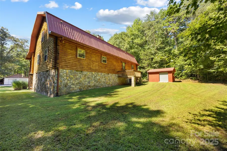 6328 Four Knights Lane, Clover, SC 29710 - Image #3