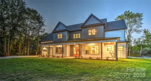 273 Spring Run Drive, Mooresville, NC 28117